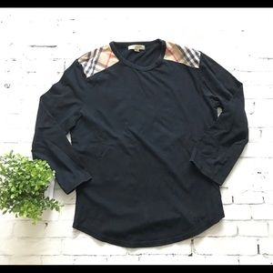 Burberry tee